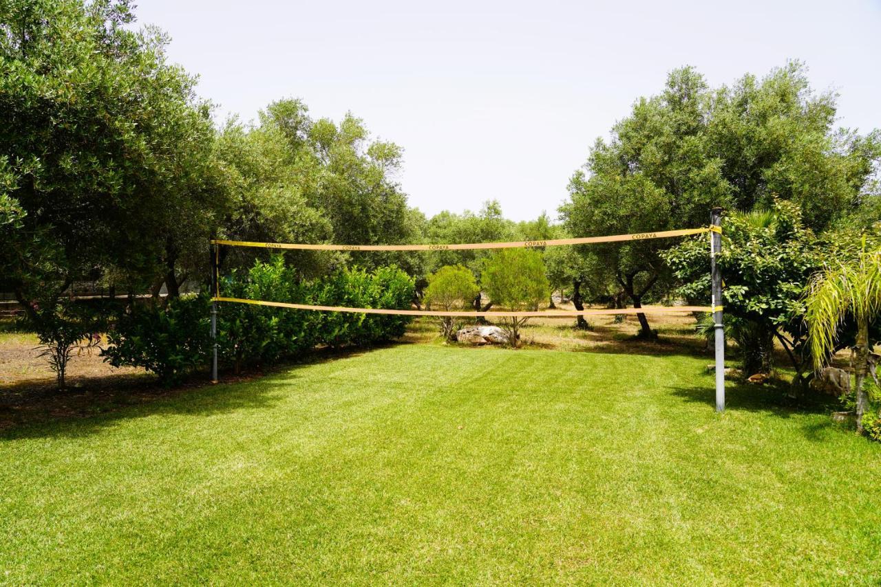 Villa Chanel Bellissima Villa Con Piscina Immersa Nella Valle D'Itria Ostuni Exterior photo